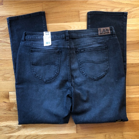 ◾️NWT Lee Iconic Straight Leg Black Jeans ◾️ - Picture 2 of 11